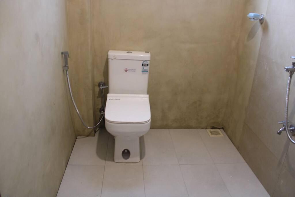 Апартаменти Holiday Home Ragama *