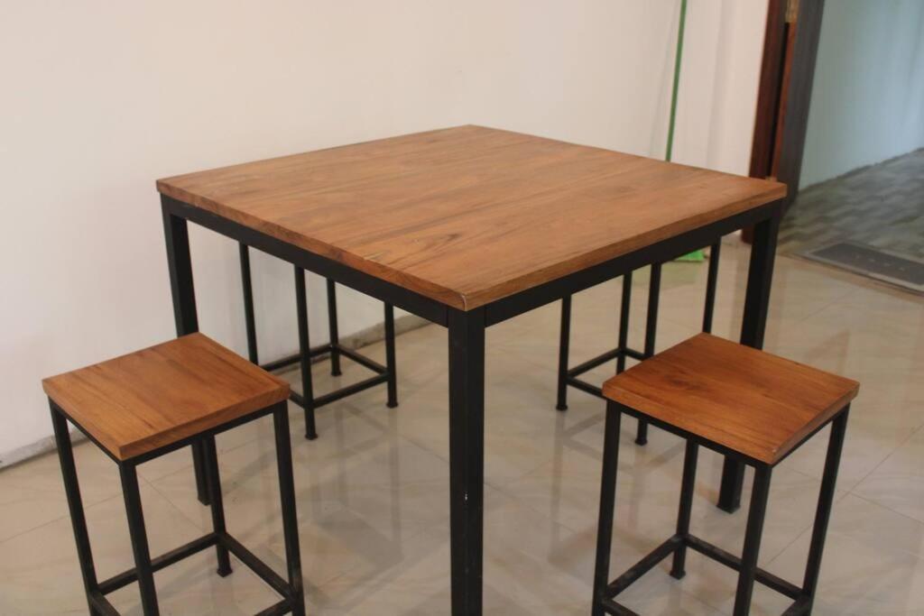 Holiday Home Ragama Апартаменти Ragama