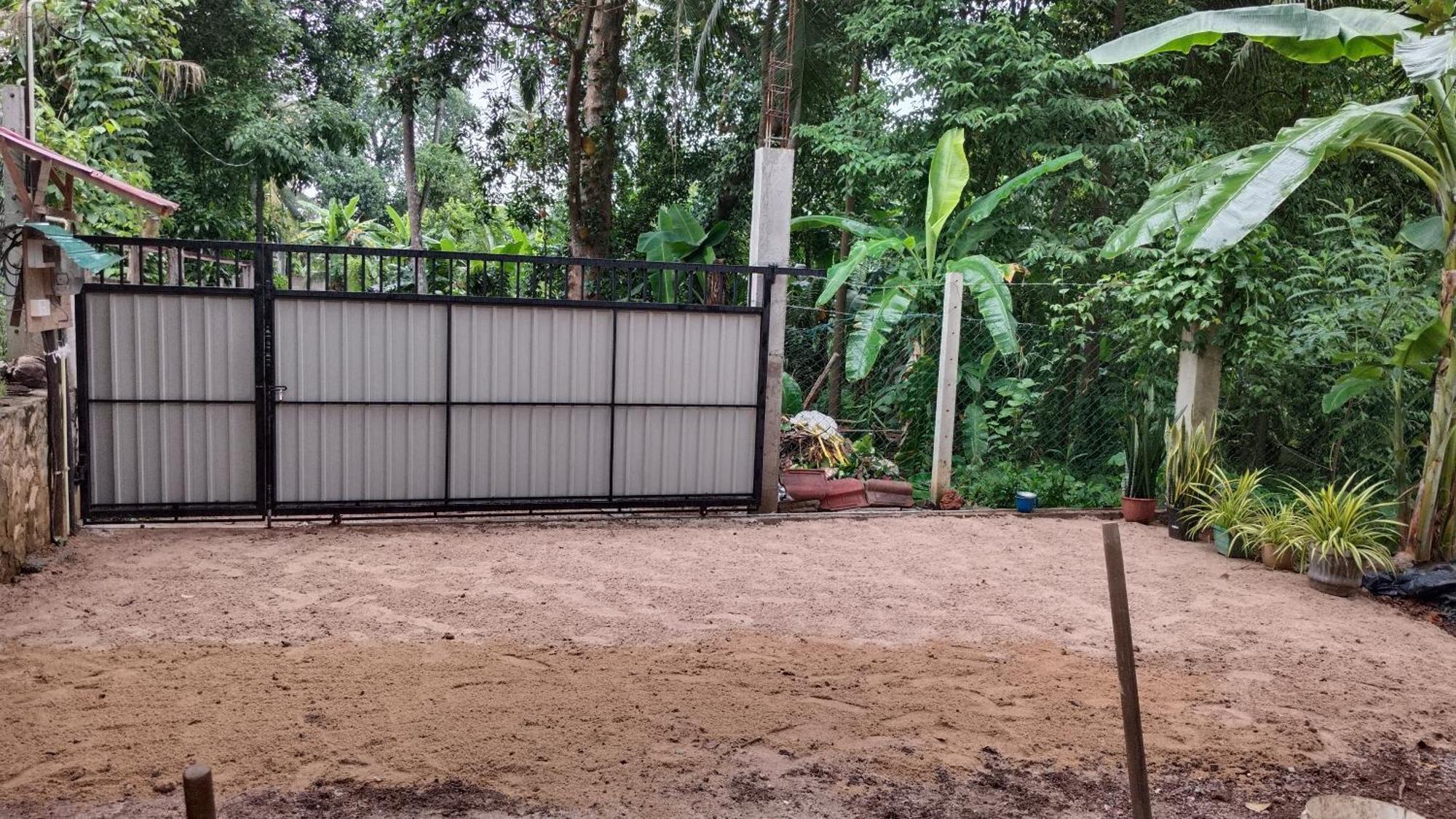 Апартаменти Holiday Home Ragama *